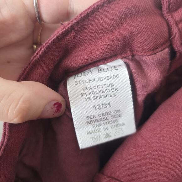 Judy Blue Burgundy High Rise Front Seam Straight Leg Stretchy Jeans Size 31 - Picture 6 of 10